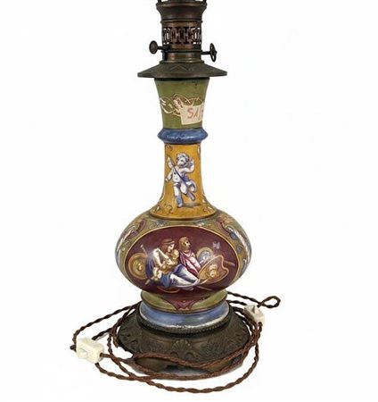 Coppia di lampade da tavolo in maiolica in stile istoriato neo-rinascimentale CM 60