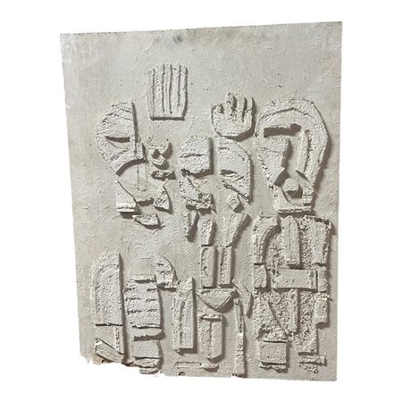 Composizione Arcaica (Figure in Rilievo), Bassorilievo in gesso o stucco su tavola di legno