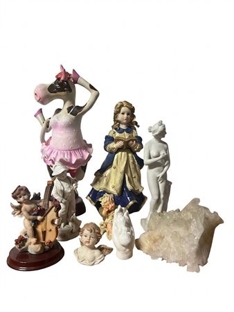Lotto di vari oggetti decorativi e cristallo di quarzo