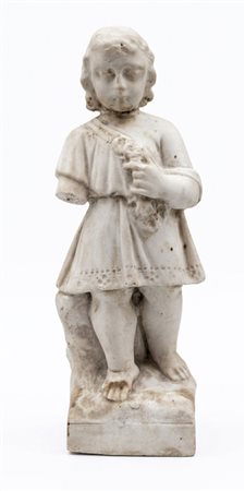 Coppia di Piccole Sculture in Marmo Bianco Scolpito – Raffigurazioni di Fanciulli – Fine XIX