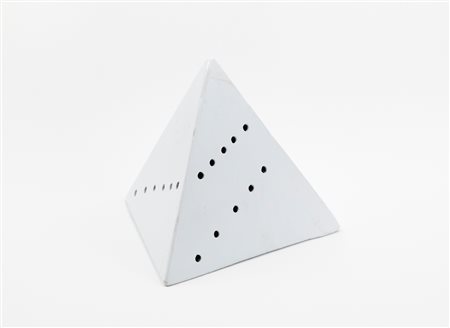 LUCIO FONTANA (1899-1968) - Piramide, 1967