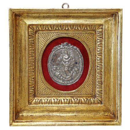 Placca in argento con scritta incisa "Immacolata di San Gregorio" in cornice postuma