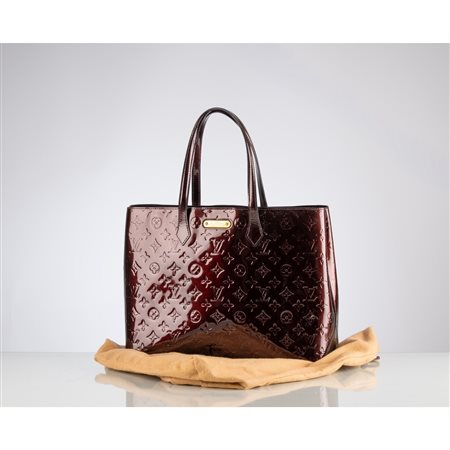 LOUIS VUITTON, Borsa a spalla o a mano Louis “Wilshire”