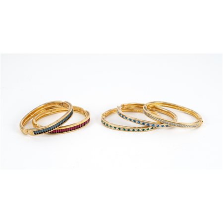 PRODUZIONE ITALIANA 1980 ca., Cinque bracciali rigidi