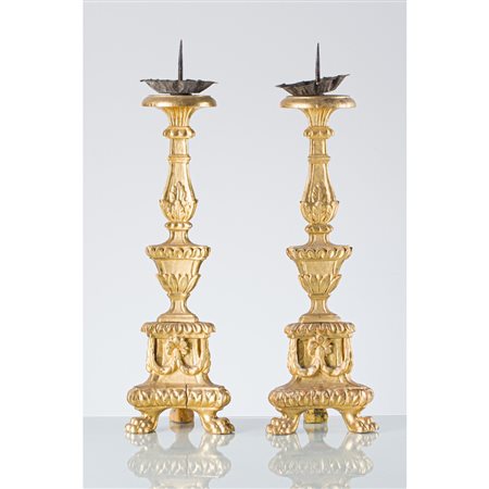 MANIFATTURA ITALIANA DEL XVIII SECOLO, Coppia di candelabri