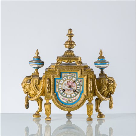 MANIFATTURA FRANCESE DEL XIX SECOLO, Orologio da tavolo