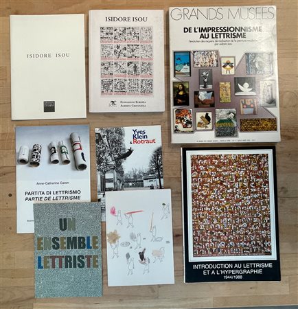 ESPOSIZIONI PERSONALI E COLLETTIVE D'ARTE - Lotto unico di 6 cataloghi e 2 pieghevoli
