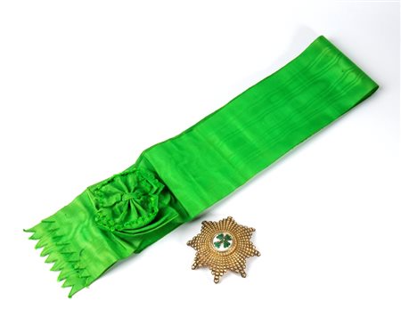  
Portogallo, Repubblica, Ordine militare di San Benito d'Aviz, placca e fascia di Gran Croce, Ordine san Benito placca e fascia primo quarto XX sec.
 90x89 mm