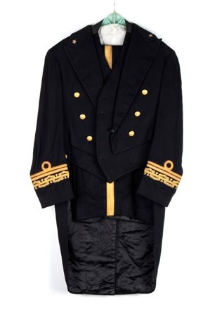  
Italia, Repubblica, uniforme Tenente Generale del Genio Navale  metà XX sec.
 