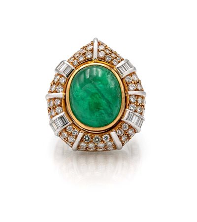 Anello in oro, smeraldo e diamanti Oro giallo e bianco 750/000. Diamanti in...