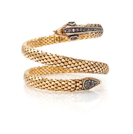 Bracciale antico a serpente in oro con lavorazione a squame, diamanti e...