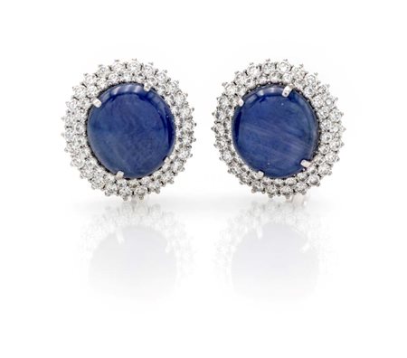 Coppia di orecchini in oro, zaffiri asteria e brillanti Platino 900/000....