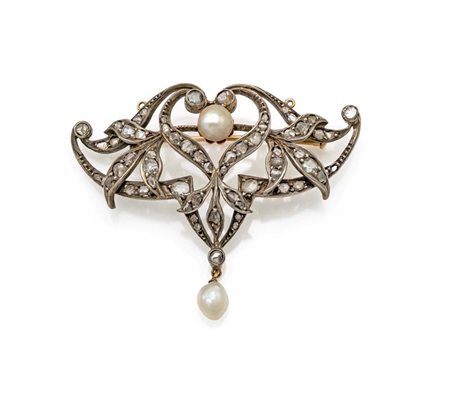 Spilla Art Nouveaux oro, argento, diamanti e perle Oro giallo 750/000 e...