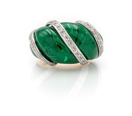 Anello in oro, malachite e brillanti Oro bianco e giallo 750/000. diamanti in...