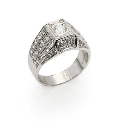 Anello a trombino in oro e brillanti Oro bianco 750/000. Diamanti in taglio...