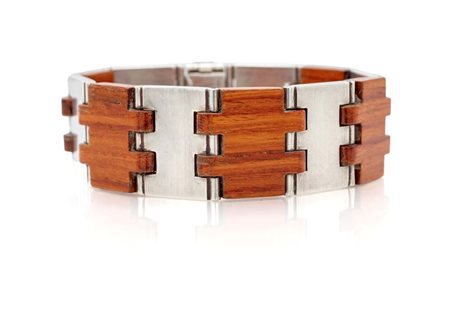 Gucci, bracciale in argento e legno Argento 925/000. Peso complessivo gr....