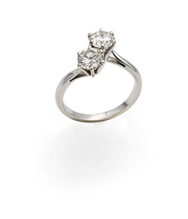 Anello contrarié in oro e brillanti Diamanti in taglio rotondo brillante ct....