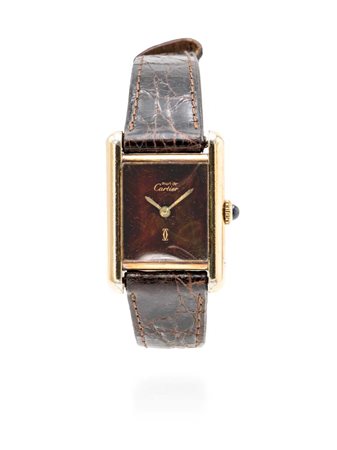 Cartier “Tank” in argento vermeil Argento 925/000 vermeil. Quadrante smalto...