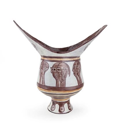 Salvatore Meli (Comiso 1929 - Roma 2011) Vaso in terracotta smaltata decorata...