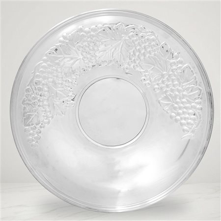 Centro tavola in argento 800 con decorazione di uva a rilievo