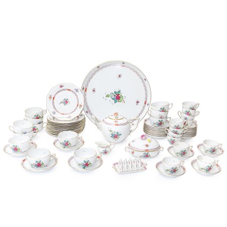 Herend  Hungary (Herend 1826)  - Servizio da caffè e da tè modello "Apponyi" in porcellana bianca con tipico decoro flor