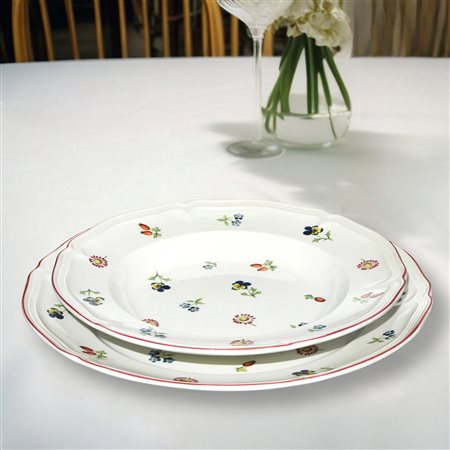Villeroy & Boch  Dresden - Servizio di piatti da 12 in porcellana modello "Petite Fleur"