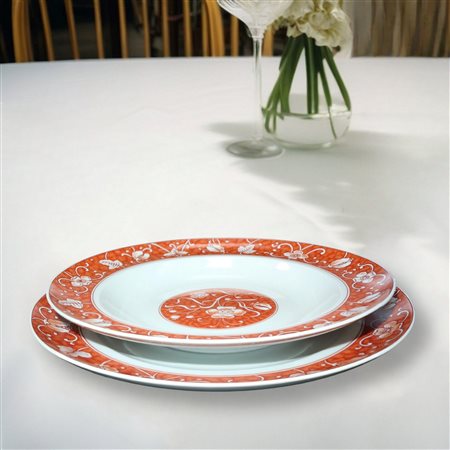 Vista Alegre Portugal  Porcelain, Crystal (1824)  - Servizio di piatti da 12 in porcellana con decori floreali arancioni