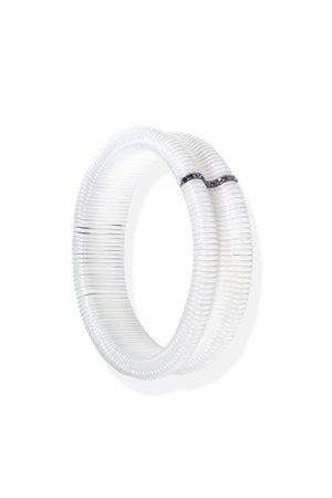 BRACCIALE composto da maglie in ceramica bianca, su base in molle in metallo;...
