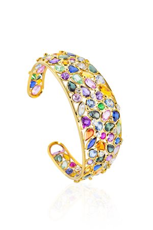 BRACCIALE rigido, in oro giallo, con gemme naturali e sintetiche di vari...
