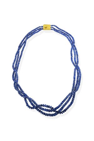 COLLANA composta da tre fili di dischi di zaffiri briolette a scalare per...