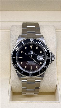Rolex 

  Submariner Date 
 

  16610