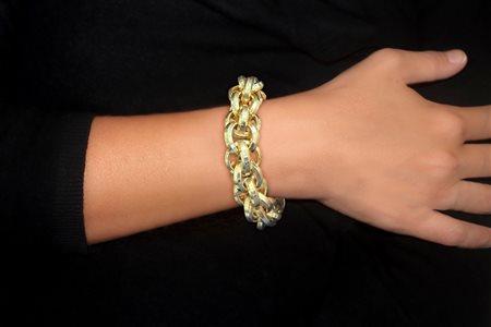 Bracciale in oro giallo 750 con maglia rolò e chiusura da marinaio