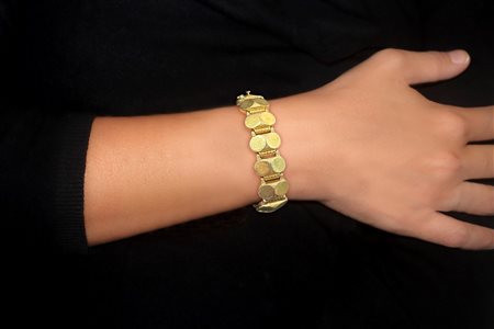Bracciale in oro giallo 750 con lavorazione