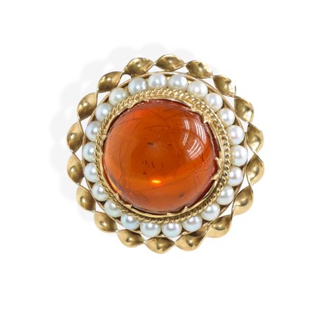 Spilla in oro giallo 750 con perline ed ambra