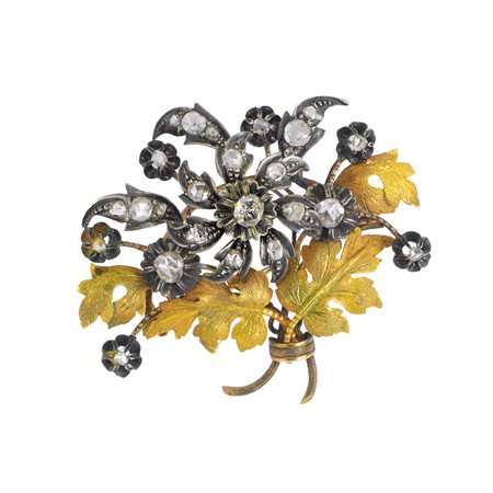 Spilla a guisa di bouquet di fiori in argento e oro a basso titolo con brillanti taglio antico