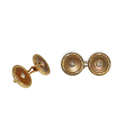 Gemelli da donna in oro 18 kt con diamante taglio brillante al centro