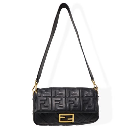 Fendi - Borsa Baguette Fendi in nappa nera logata a rilievo con metalleria dorata 