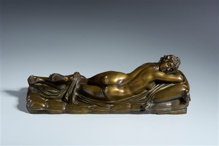  
Ermafrodito. Giovan Francesco Susini (Firenze 1585-1653) Scuola di. Possibilmente XVII sec. Lega di ottone con impurità (vedi esami della lega correlati) 
 cm 40,5 x 13 x 15,5 