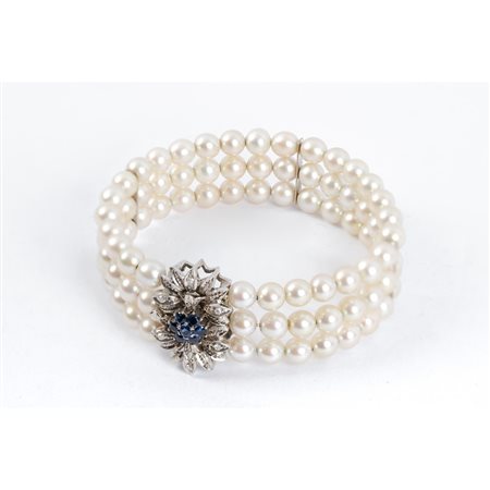 BRACCIALE 3 fili di perle, susta in oro 18 KT con diamanti