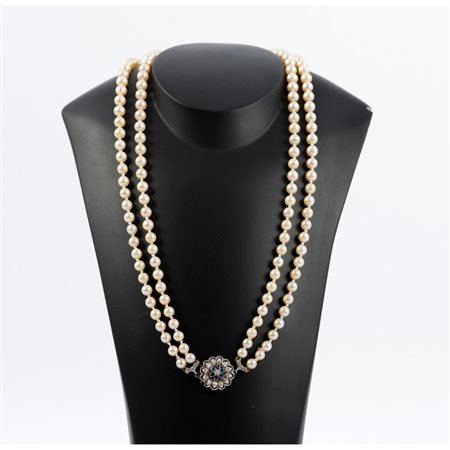 COLLANA 2 fili di perle, susta in oro 18 KT, brillante e zaffiri