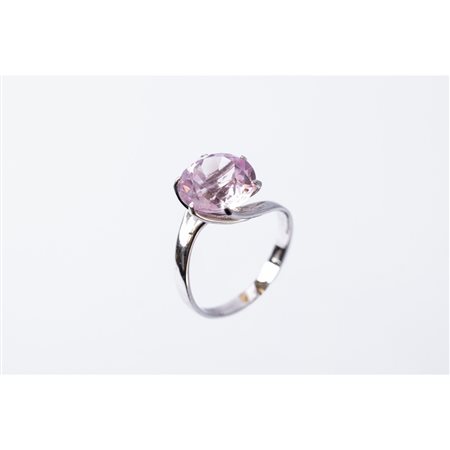 ANELLO in oro bianco 18 KT con pietra di sintesi rosa