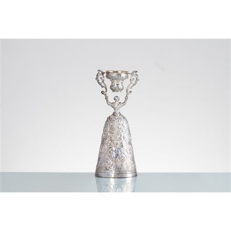 OFFICINE TEDESCHE DEL XX SECOLO, Coppa nuziale in argento