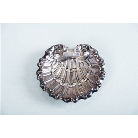 OFFICINE EUROPEE DEL XIX SECOLO, Svuotatasche in argento