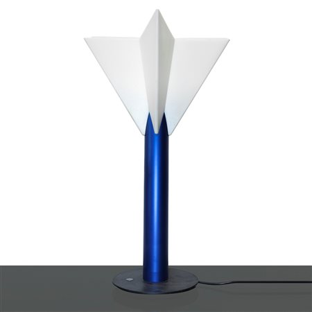 Salvatore Gregorietti (Palermo 1941)  - Lampada da tavolo mod. Astra, Salvatore Gregorietti per Status Milano, Anni 80