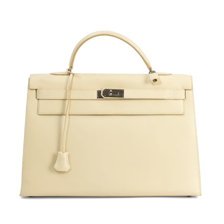 Hermès Borsa Kelly 40 In pelle color avorio e hardware palladio. Anno 1996...