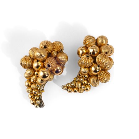 Coppola e Toppo Orecchini Chiusura a clip. Alt. 4 cm Stato molto buono.