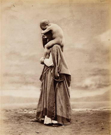 Otto Schoefft 1833-1900, Femme portant son enfant stampa all’albumina...