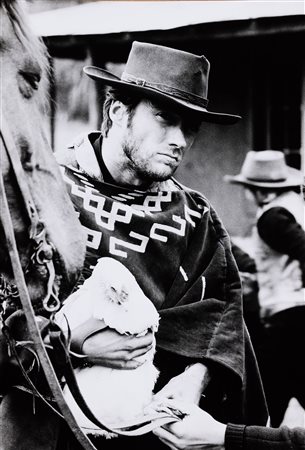 Tazio Secchiaroli 1925-1998 Clint Eastwood, scena tratta dal film “Per un...