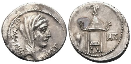 Q. Cassius Longinus, Denarius, Rome, 55 BC; AR (3,91 g; 20,2 mm; 4 h)