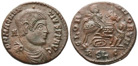 Magnentius (350-353), AE2; Lugdunum; Æ (4,34 g; 20 mm; 12 h)